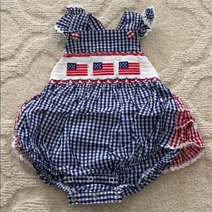 Patriotic smocked girls bubble
